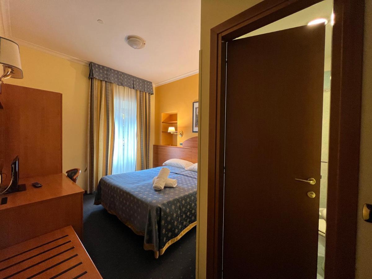 Baltik Guesthouse Рим Екстер'єр фото
