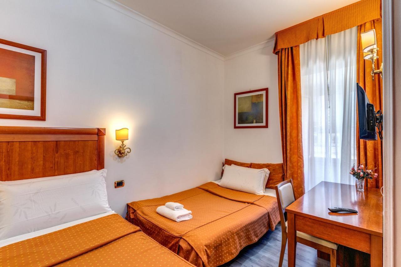 Baltik Guesthouse Рим Екстер'єр фото